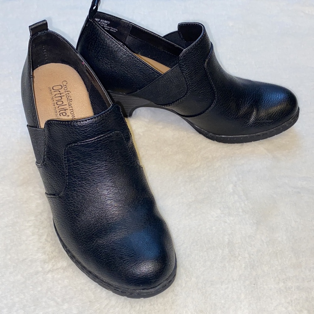 Croft & Barrow Black Closed Toed Shoes